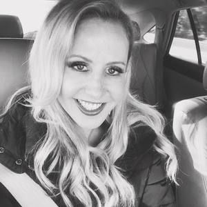 Meet your Posher, Vanessa